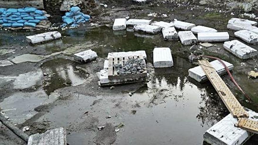 Estado actual de los trabajos en la zona del estanque del parque de O Pasatempo.