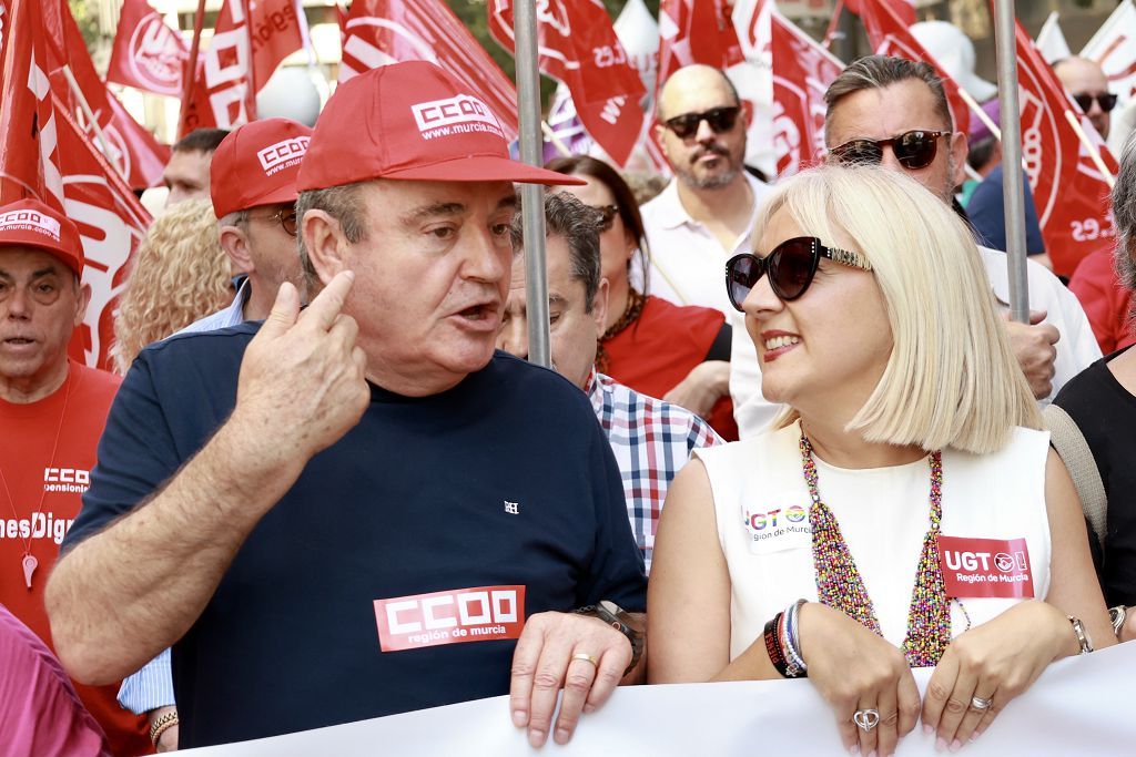 Todas las imágenes de la manifestación del 1 de Mayo en Murcia