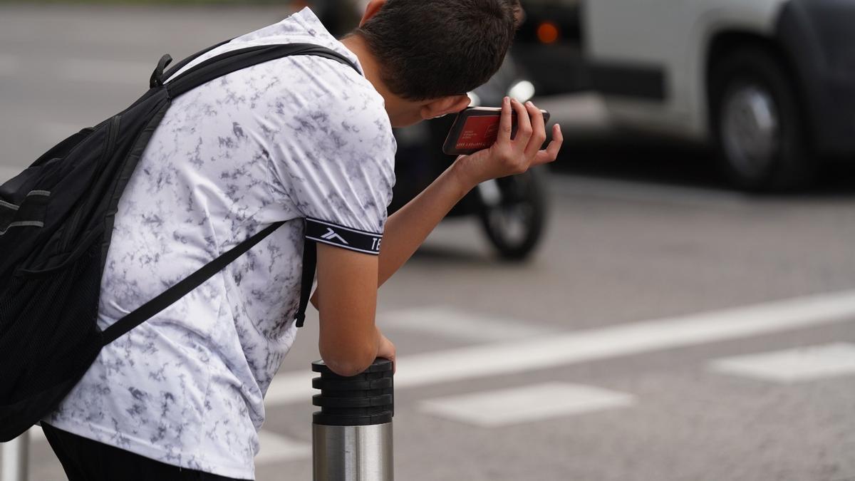 Cómo usan los jóvenes el móvil