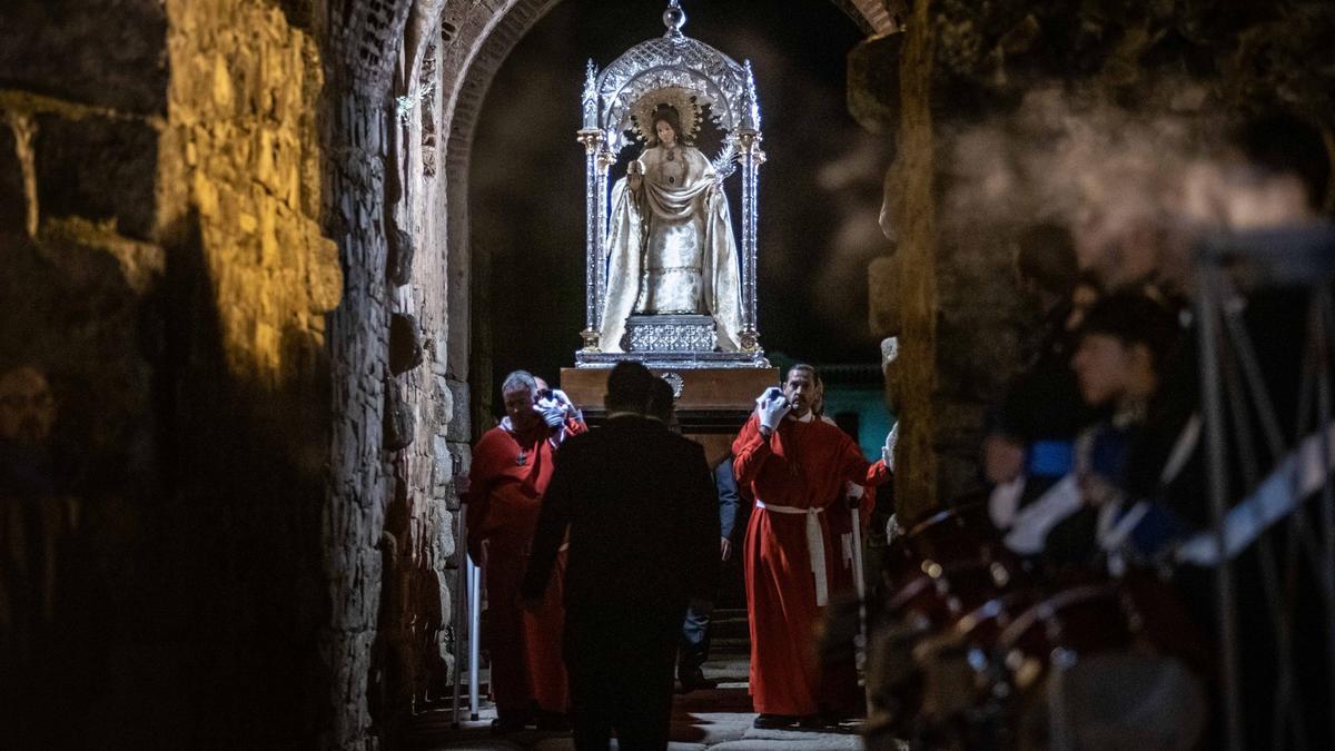 Vía Crucis con Santa Eulalia en el Anfiteatro Romano de Mérida