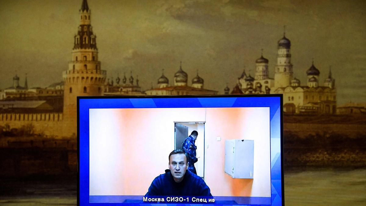 Navalni empieza huelga de hambre