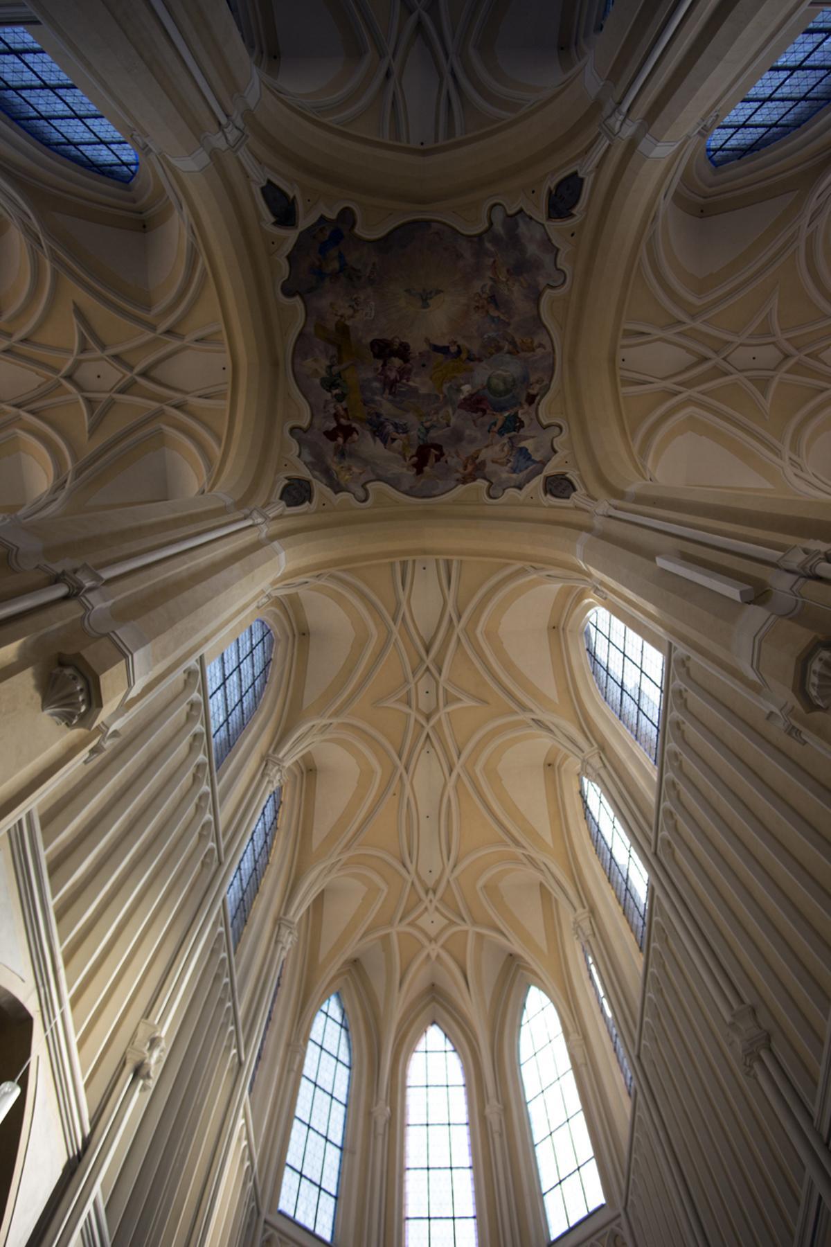 Interior de la Iglesia de Todos los Santos.