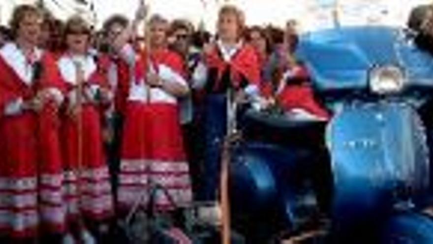 Multitudinario camino hasta San Marcos