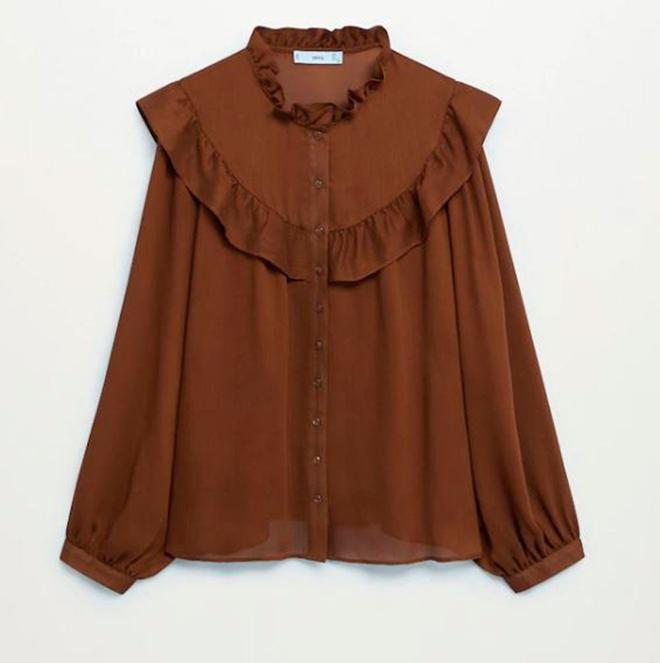 Camisa marrón chocolate de Mango (precio: 12,99 euros)