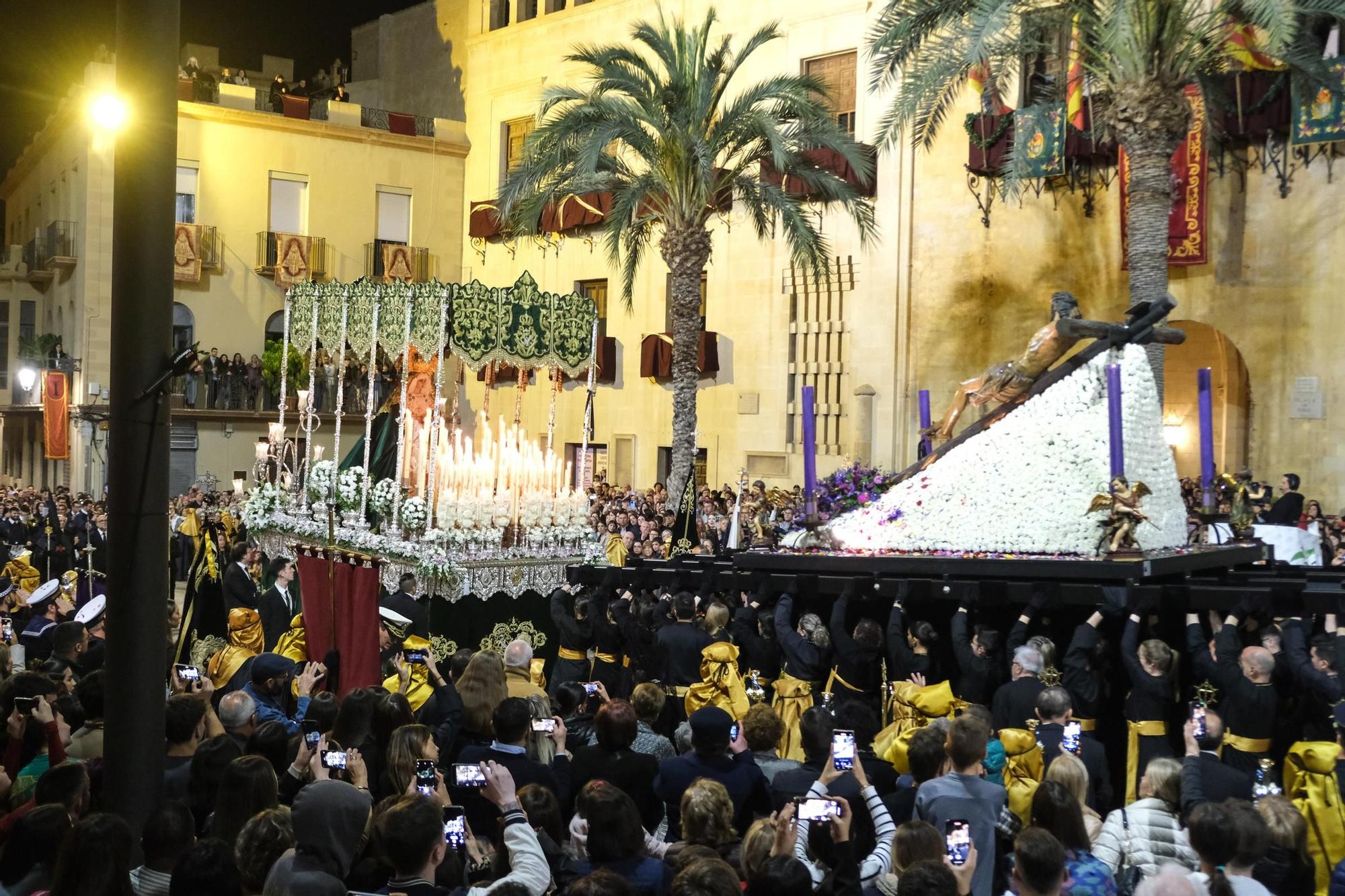 Las mejores imágenes del Jueves Santo en Elche