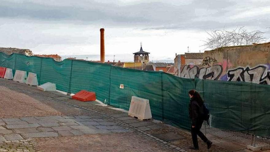 La reconstrucción del muro de Los Herreros costará 100.000 euros