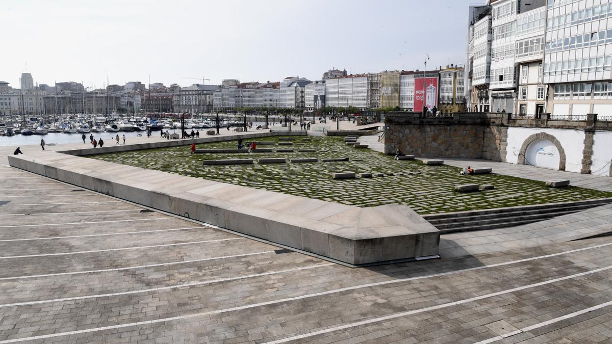 La Marina de A Coruña, un día de primavera.