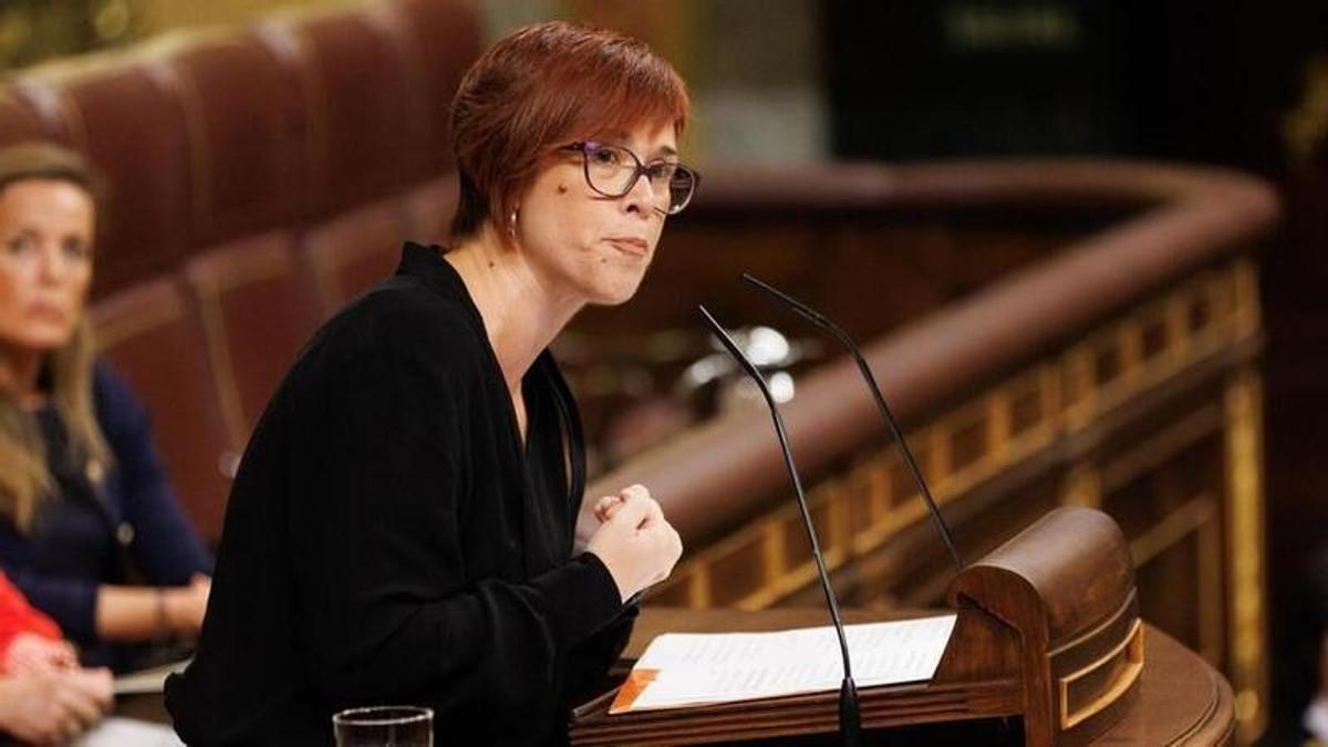 La diputada Àgueda Micó en un pleno del Congreso