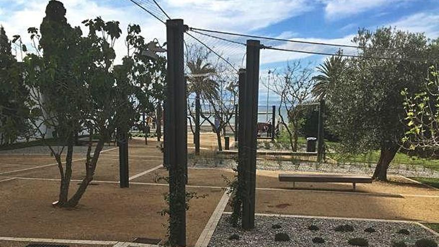 Un dels espais del jardí Mas de les Figueres de Roses.