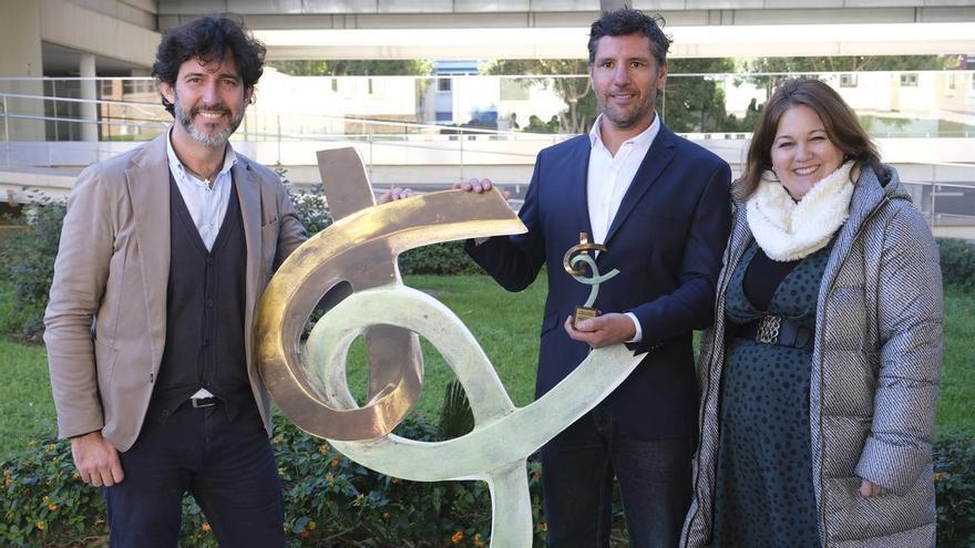 Christian Jongeneel recoge el Premio de Solidaridad Internacional y Derechos Humanos 2022 de la Diputación de Málaga.