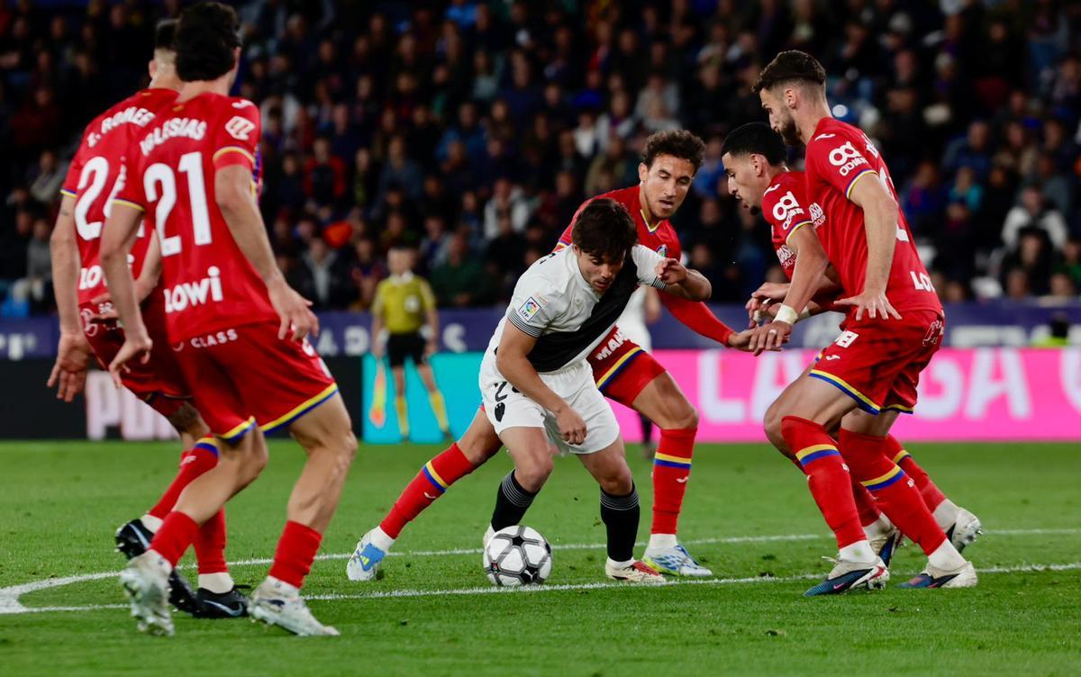 Carlos Espí aferra al Levante UD a la permanencia tras la victoria contra el Getafe en el Ciutat