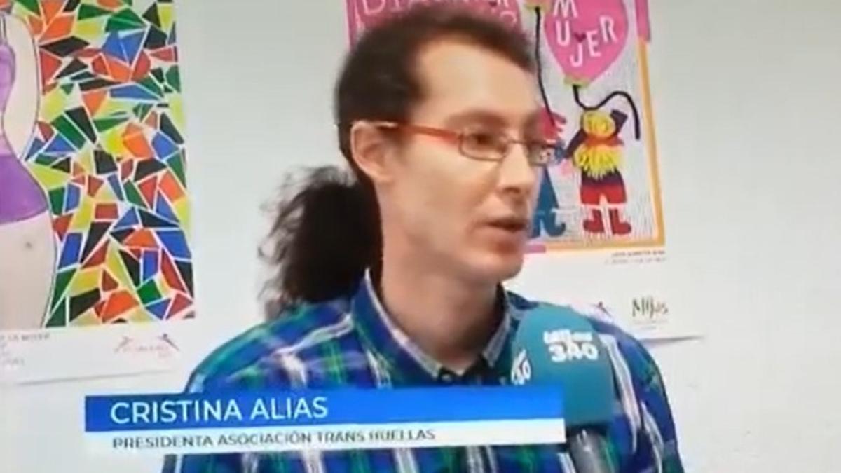 Captura de pantalla de Cristina Alias en un vídeo colgado en la página de Facebook de la asociación que preside en Málaga, Trans Huellas