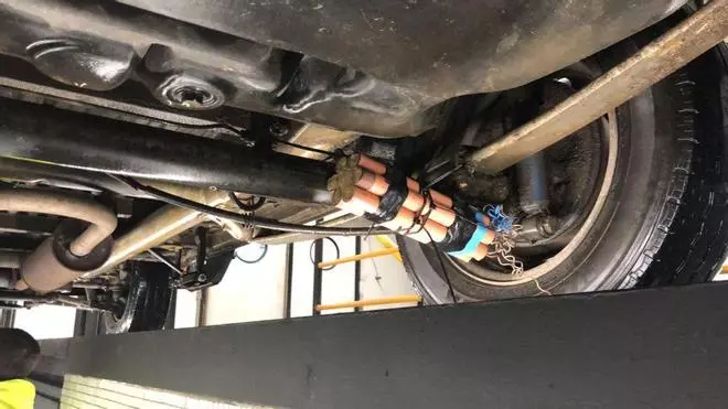 El Juzgado anula una sanción al supervisor de la ITV de Cangas por la broma de la bomba