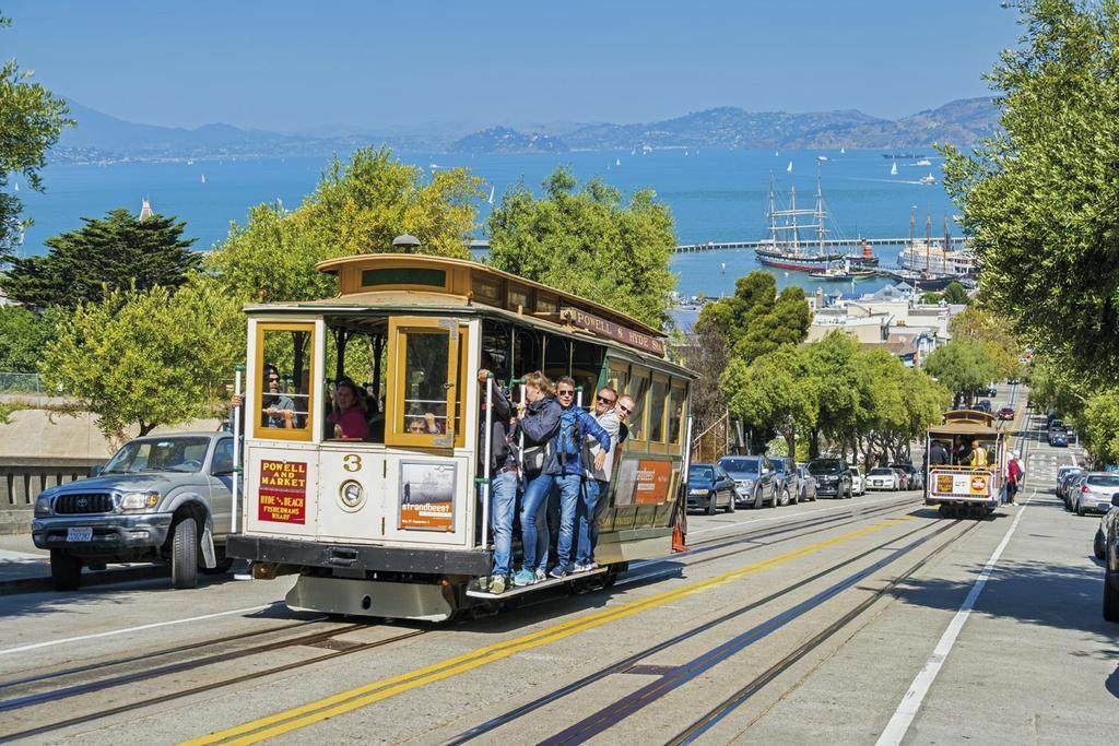 Los cinematográficos tranvías de cremallera.