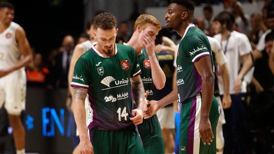 Adams, Alberto y Ejim, tres de los lesionados del Unicaja.