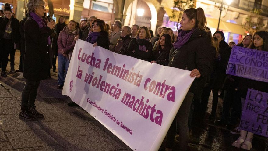 Concentración contra la violencia machista, convocada por la Coordinadora Feminista de Zamora.