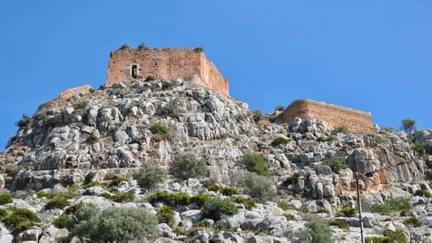 Borriol pide ayuda a Cultura para rehabilitar su castillo