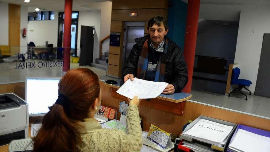 El presidente de los hosteleros presentó en febrero las alegaciones a la ordenanza de furanchos.  // G.N.