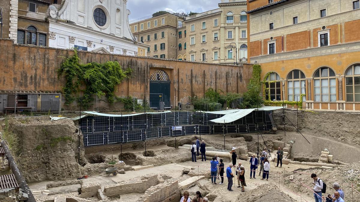 El Teatro de Nerón sale a la luz tras siglos enterrado a las puertas del Vaticano