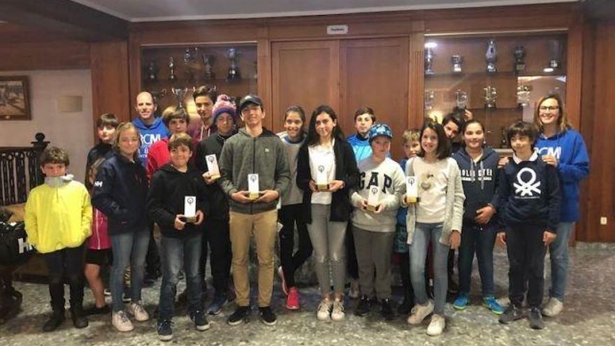 Foto de familia de los ganadores de la prueba del pasado fin de semana.