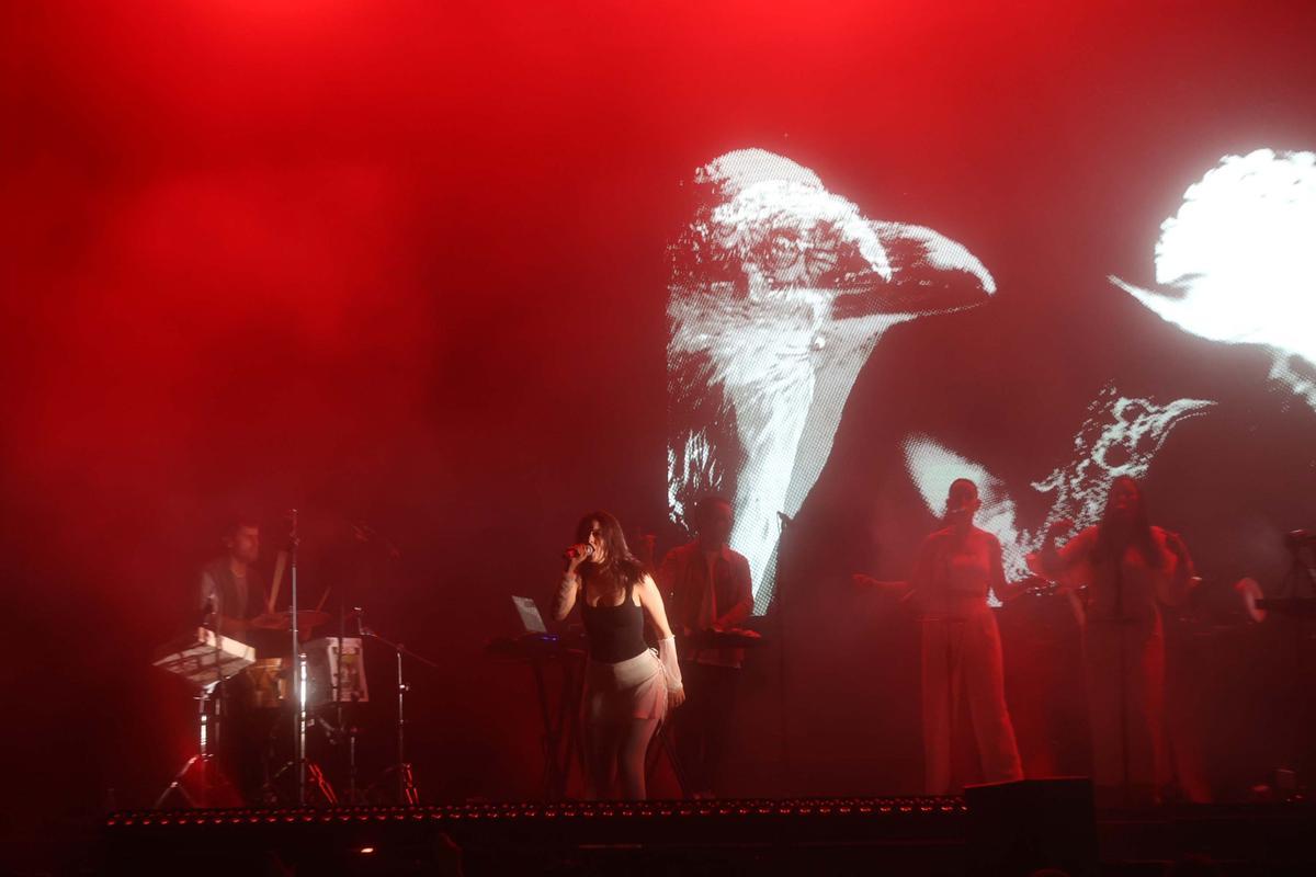 La fiesta vivida anoche en la Romería Vikinga, con actuaciones de los grupos Baiuca y The Rapants.