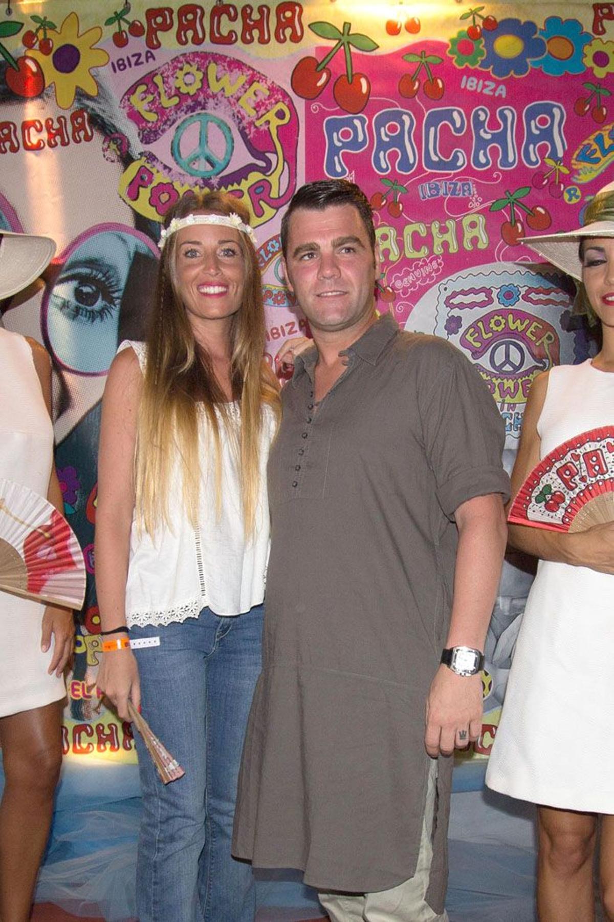 Fonsi Nieto y Marta Castro en la fiesta 'Flower Power' Pacha Ibiza
