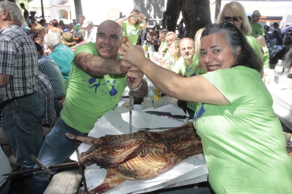 Más de 3.000 comensales disfrutan en Moraña del Carneiro ao Espeto