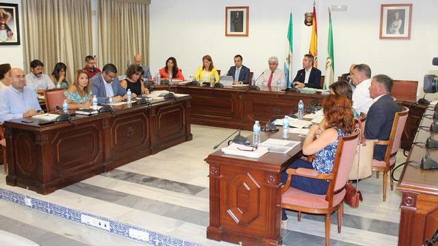 Imagen del pleno de Mijas.