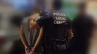 Resistencia, gritos y detención: un hombre se encara con la Policía en Las Palmas de Gran Canaria