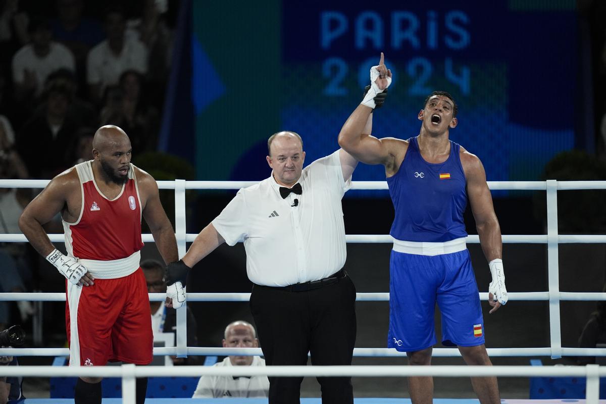 Ayoub Ghadfa en el momento de su victoria.