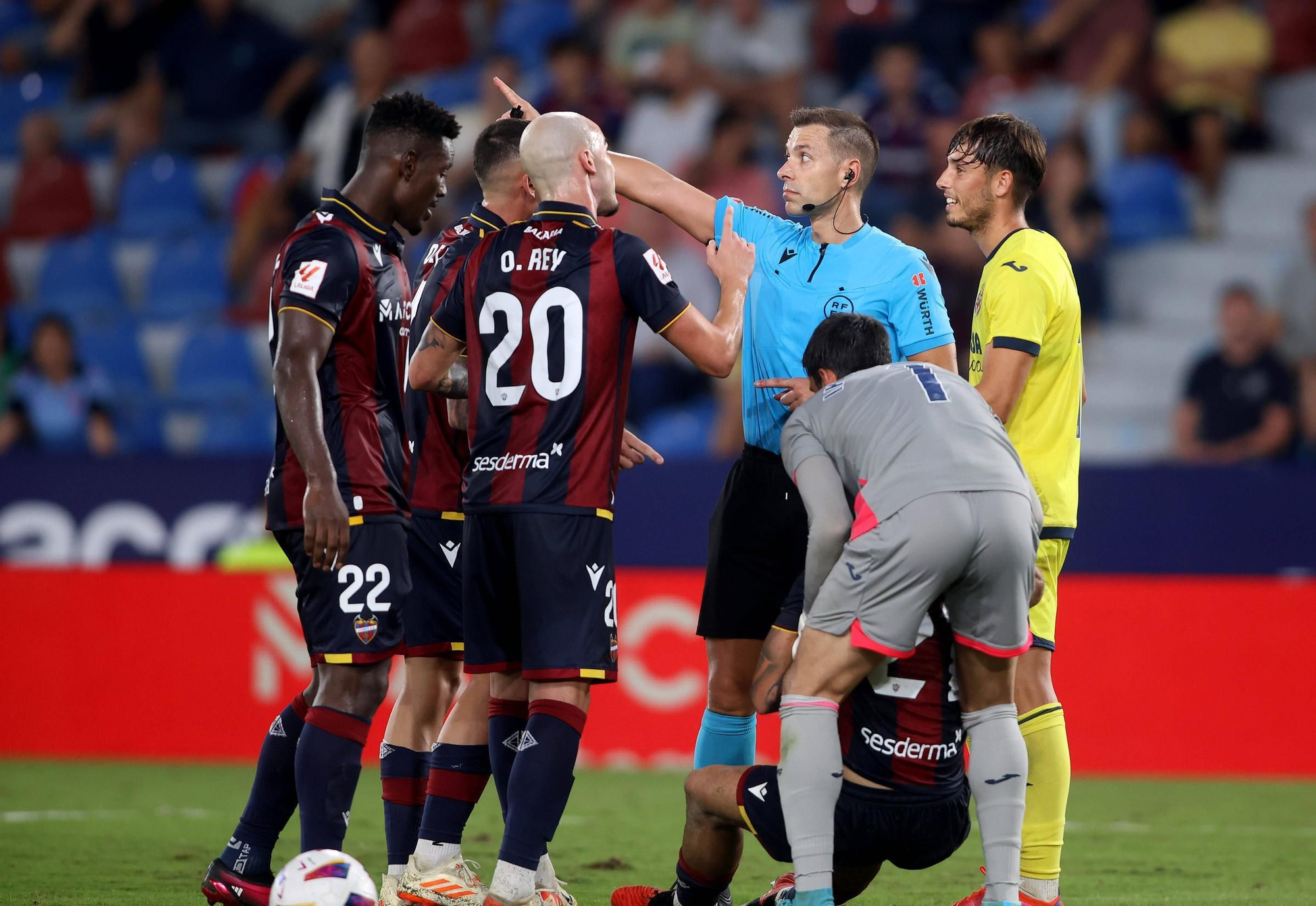 El Levante UD - Villarreal B en imágenes