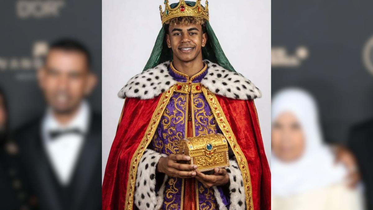 Lamine Yamal, coronado como Rey por su padre