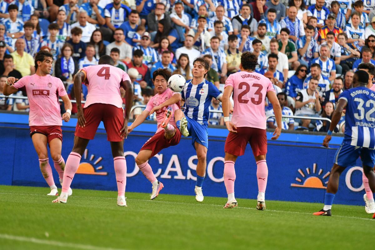 Ocho años después, el deportivismo disfruta de una victoria en Primera División (3-1) Ocho años después, el deportivismo disfruta de una victoria en Primera División (3-1)