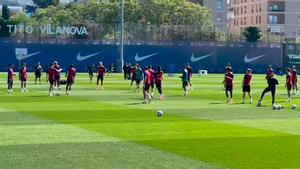 Vitor Roque no entrena antes de enfrentarse al Girona