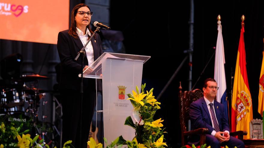 María Dolores Guerra lleva su pregón de Arucas hasta la ‘Moyera’ y la figura de San Juan