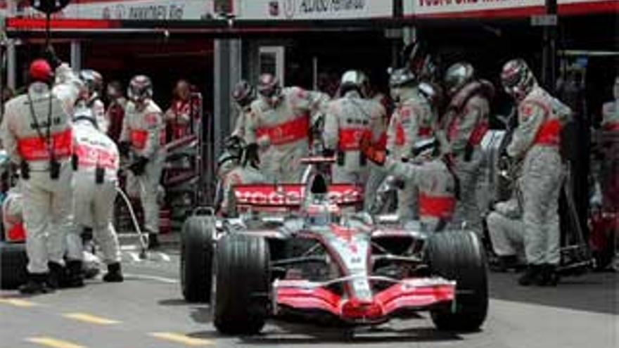 Ecclestne cree que McLaren tendrá una fuerte multa
