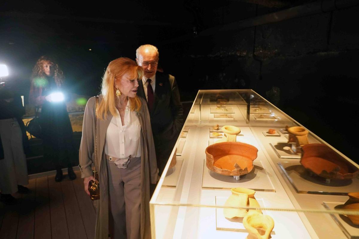 Inauguración del yacimiento romano en el subsuelo del Museo Carmen Thyssen