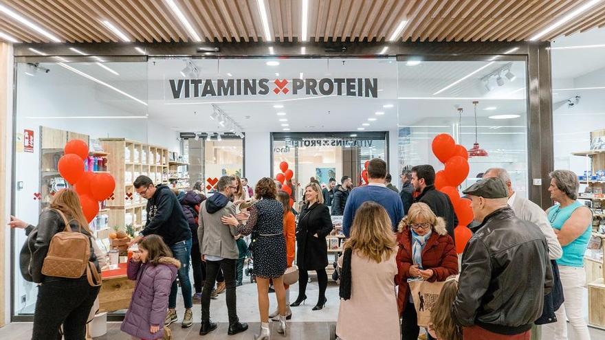 El Centro Comercial Los Patios continúa apostando por nuevas marcas tras su reinauguración con la apertura de Vitamins Protein.