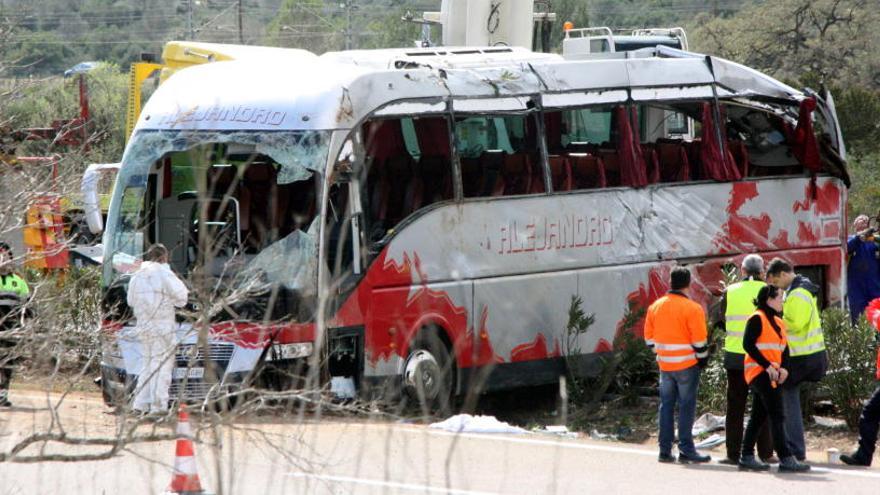 El conductor de l&#039;autocar de Freginals diu que se li va descontrolar el vehicle