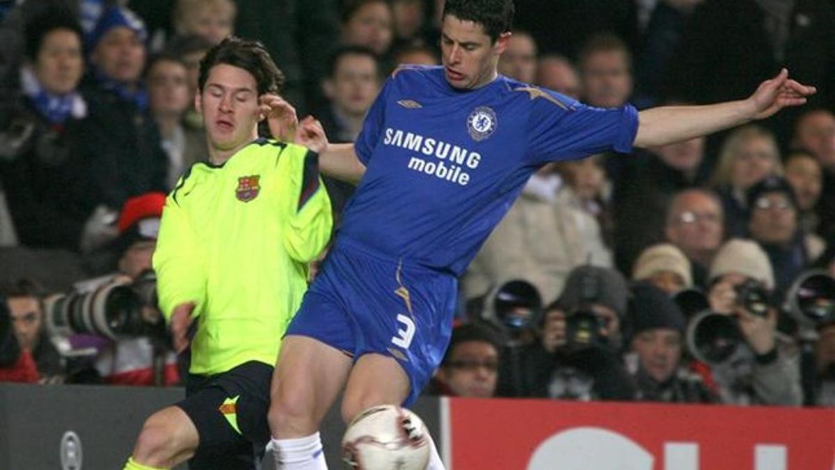 Messi y Del Horno, en el partido de 2006