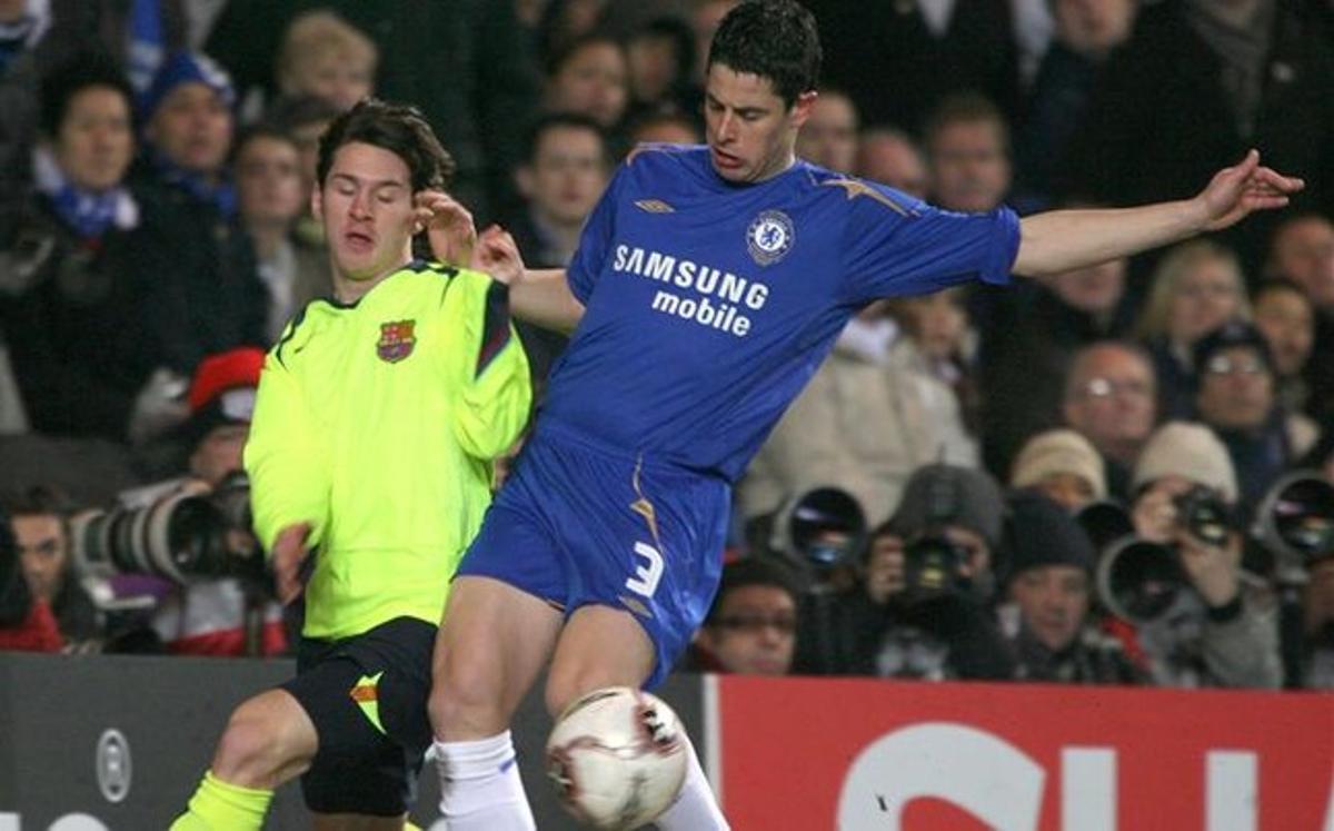 Messi y Del Horno, en el partido de 2006