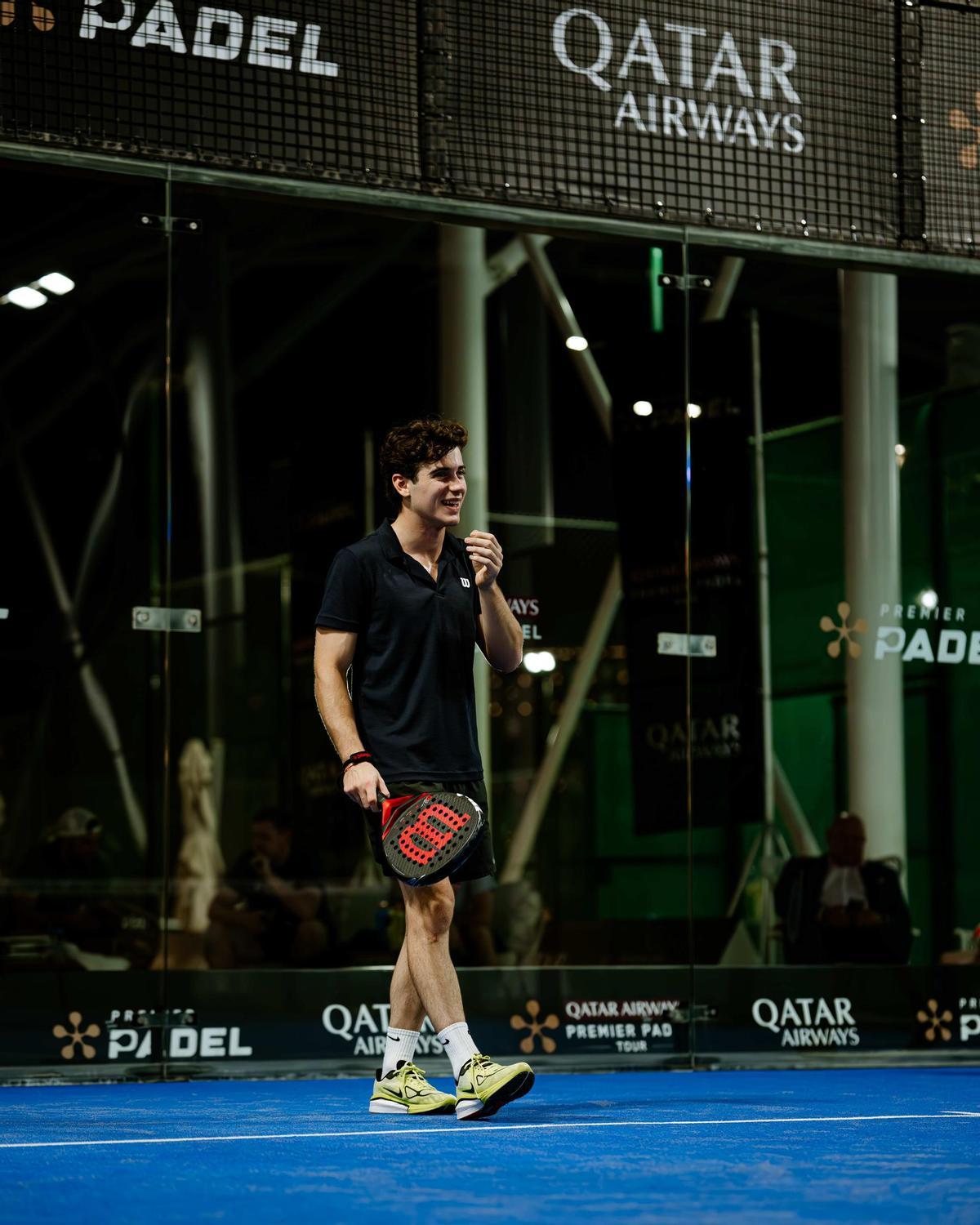 Colapinto demostró buenas aptitudes también en el pádel