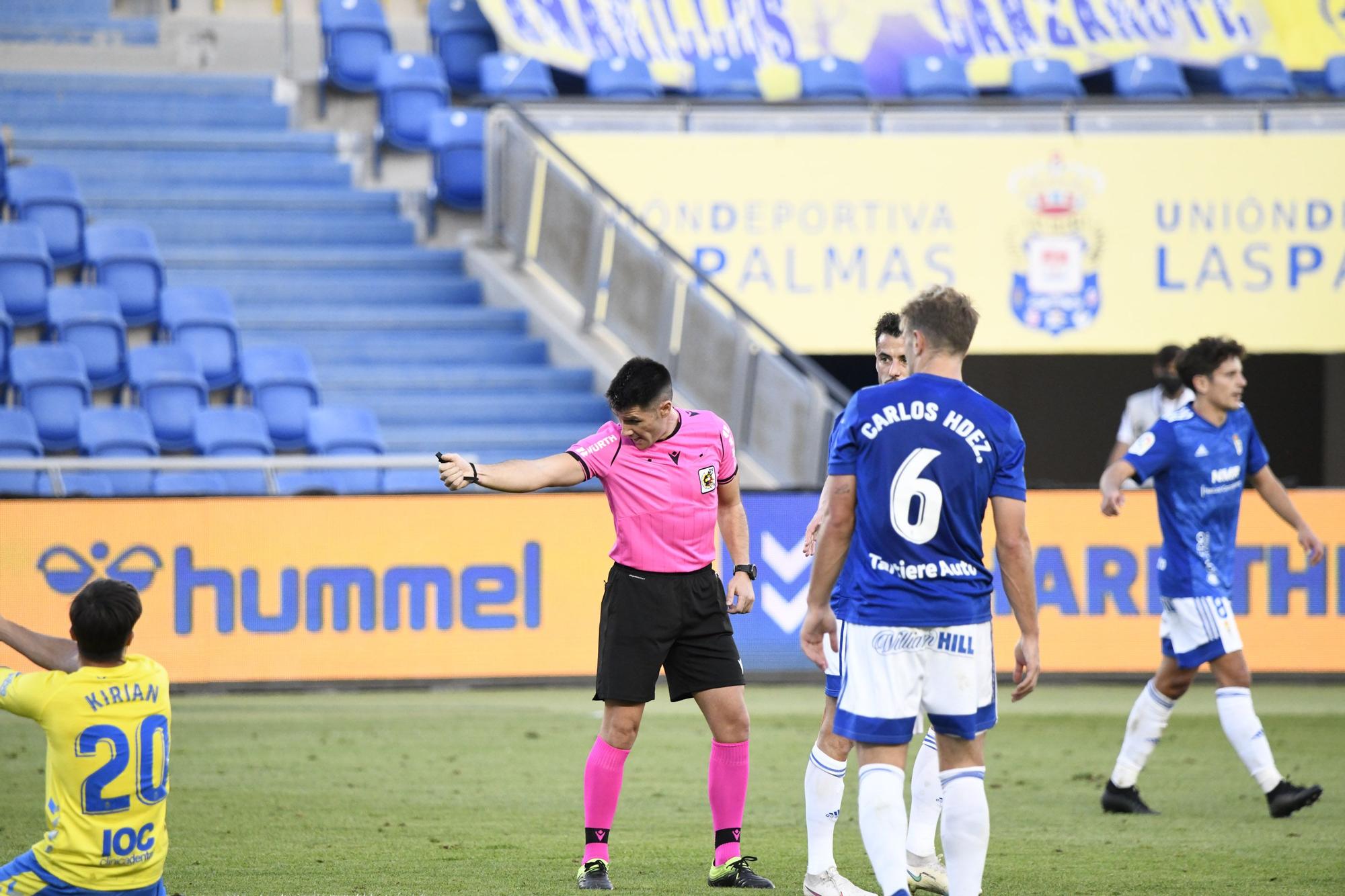 El partido del Oviedo, en imágenes