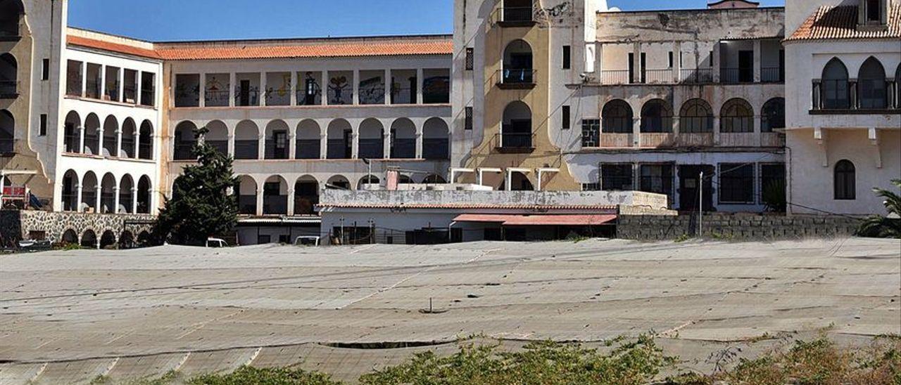 Antiguo colegio de los Salesianos en Santa María de Guía.