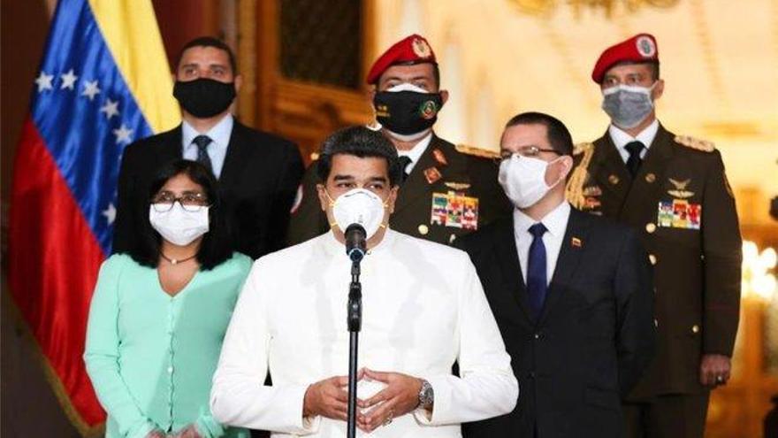 Maduro ofrece a Colombia equipos chinos para combatir el coronavirus