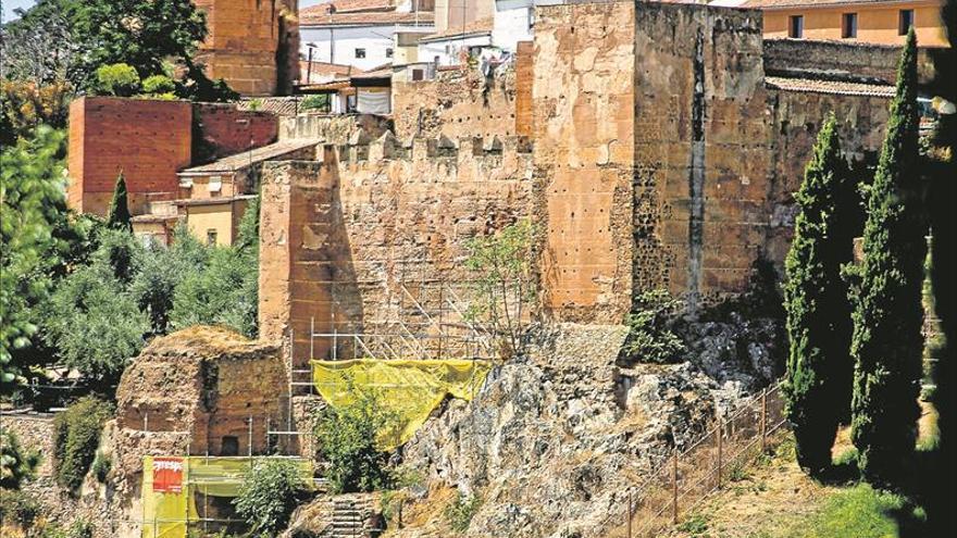 Las reformas sucesivas de la muralla se ajustarán al calendario de las aves