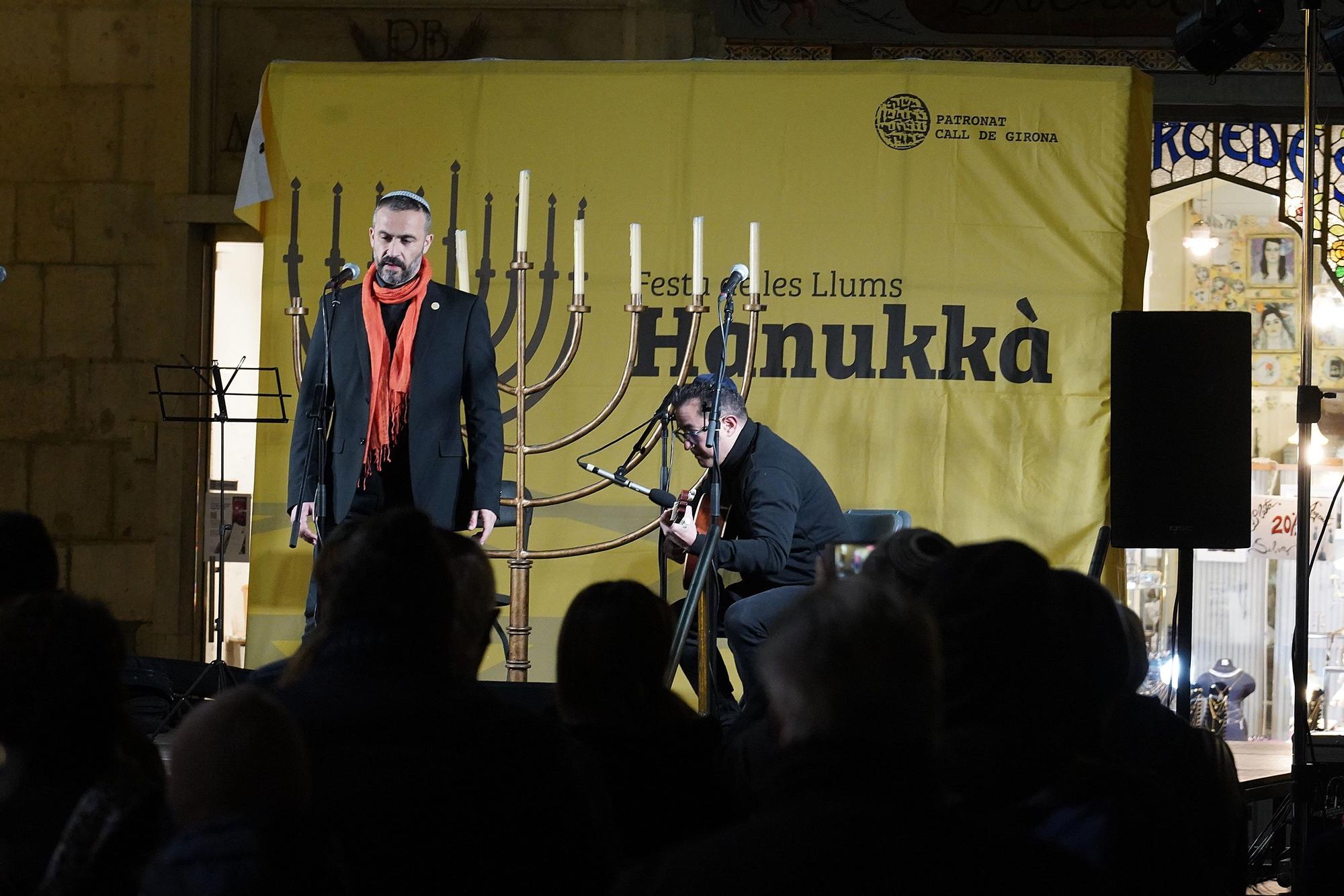 Girona celebra la Hanukkà i fa un clam per la convivència