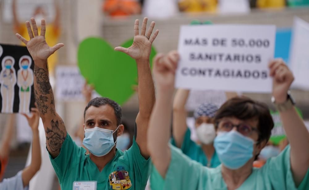 Protesta de sanitarios contra las privatizaciones.
