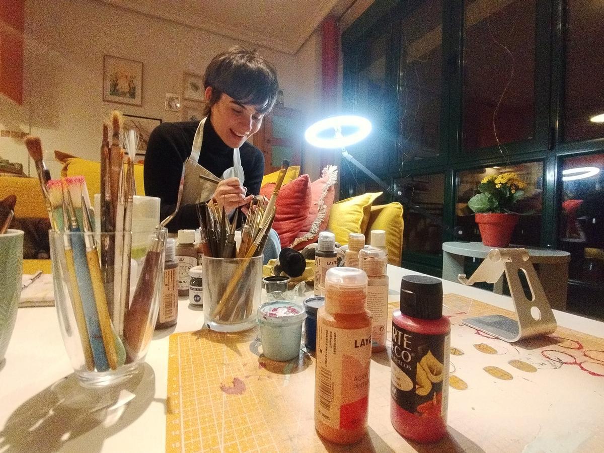 Patricia Saco dibuja un Güevo Pinto.