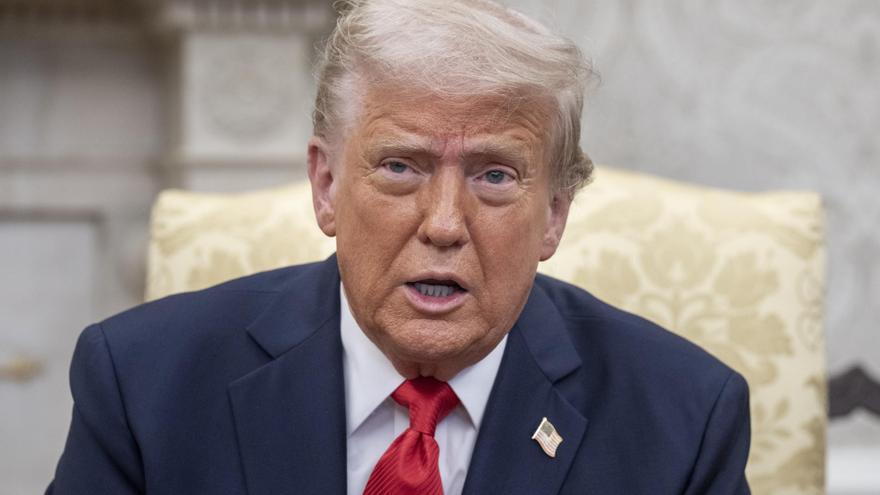 La Administración Trump congela 2.200 millones de dólares a la Universidad de Harvard.